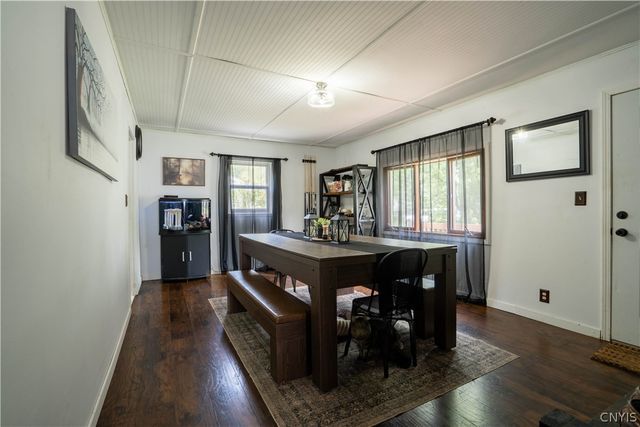 69 Oakdale Avenue South, New Hartford, NY 13413