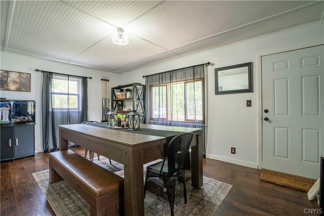 69 Oakdale Avenue South, New Hartford, NY 13413