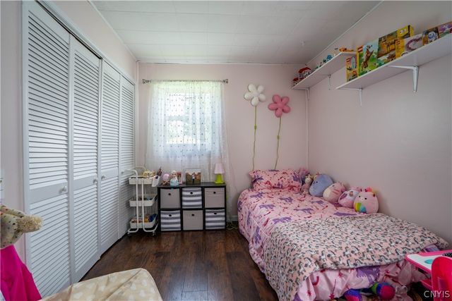 69 Oakdale Avenue South, New Hartford, NY 13413