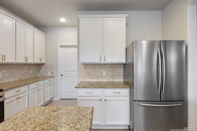 7110 FORT BND, San Antonio, TX 78223