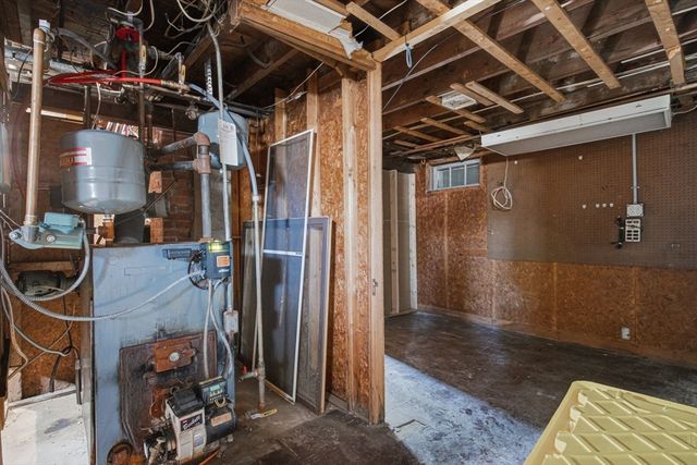 70 Riverside Ave, Attleboro, MA 02703