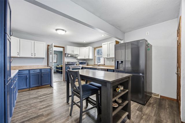 2630 Union Drive SW, Cedar Rapids, IA 52404