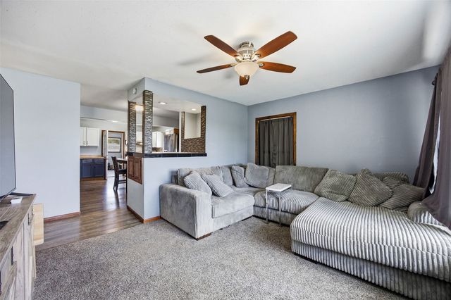 2630 Union Drive SW, Cedar Rapids, IA 52404