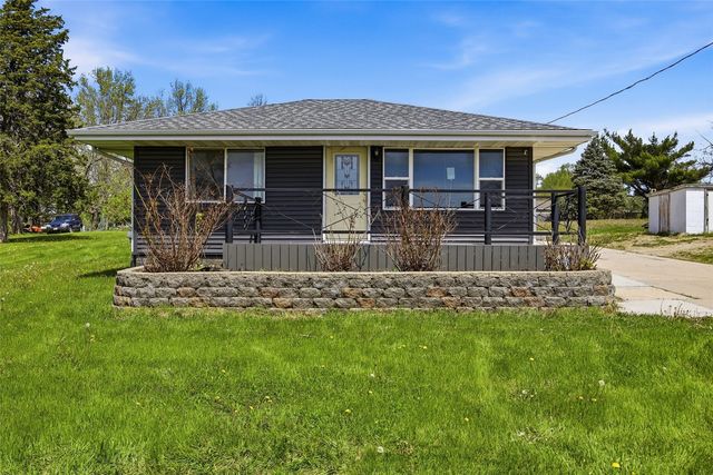 2630 Union Drive SW, Cedar Rapids, IA 52404