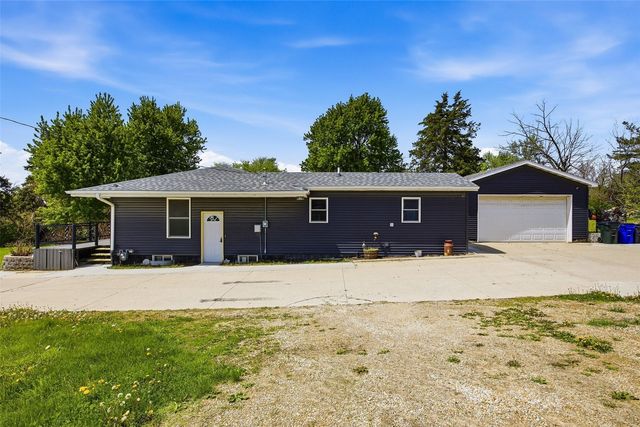 2630 Union Drive SW, Cedar Rapids, IA 52404