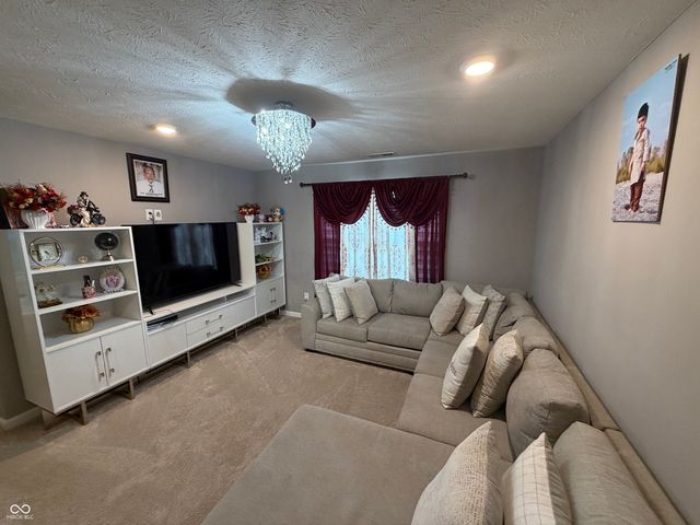 6307 Bales Drive, Plainfield, IN 46168