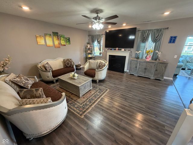 6307 Bales Drive, Plainfield, IN 46168