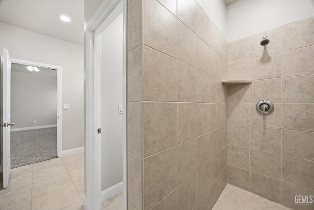 7209 Rochester Court, Bakersfield, CA 93311