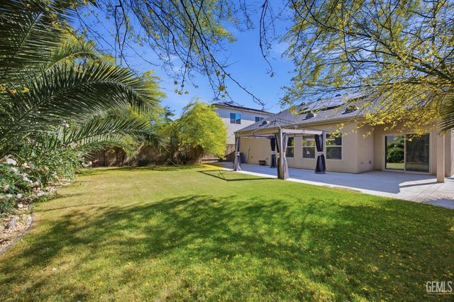 7209 Rochester Court, Bakersfield, CA 93311