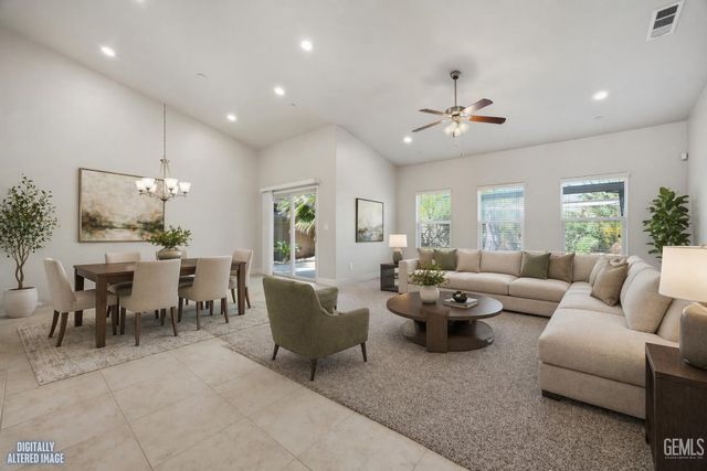 7209 Rochester Court, Bakersfield, CA 93311