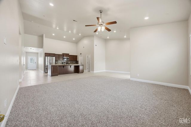 7209 Rochester Court, Bakersfield, CA 93311