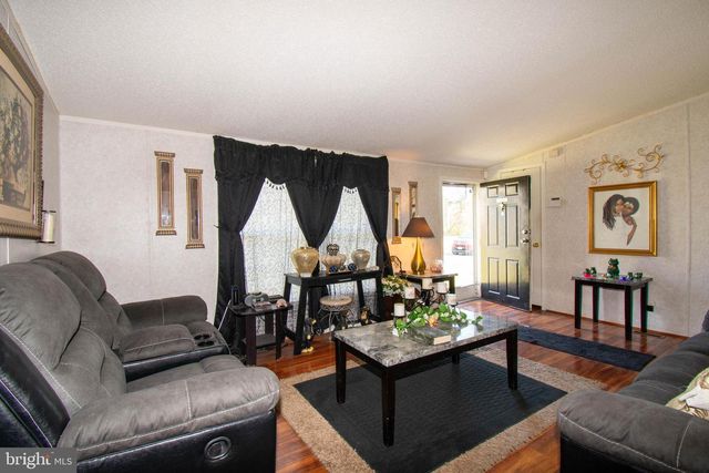 8791 MENOKIN RD, Montross, VA 22520