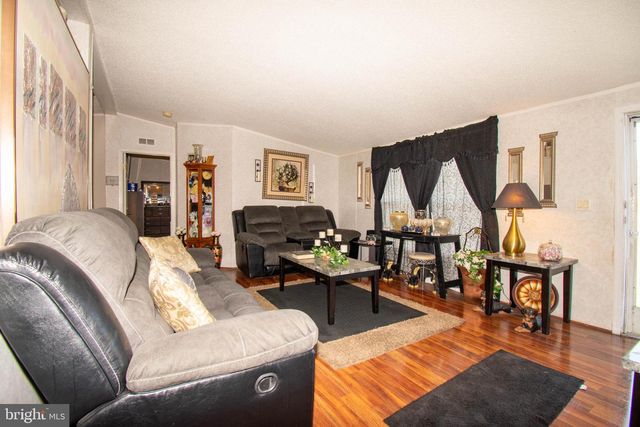 8791 MENOKIN RD, Montross, VA 22520