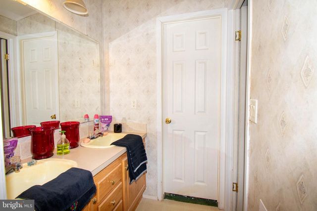 8791 MENOKIN RD, Montross, VA 22520
