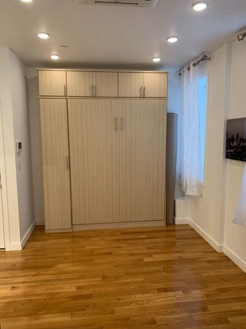 9 Sixth St 8, Chelsea, MA 02150