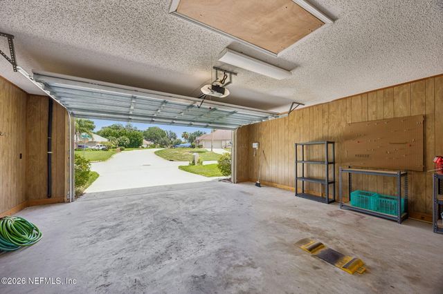 4528 BAY HARBOUR Drive, Jacksonville, FL 32225