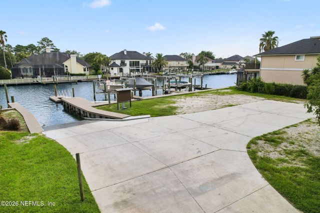 4528 BAY HARBOUR Drive, Jacksonville, FL 32225
