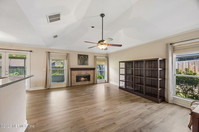 4528 BAY HARBOUR Drive, Jacksonville, FL 32225