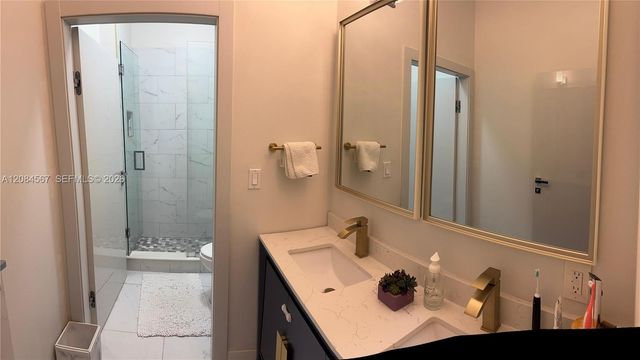 19329 NE 8th Court 0, Miami, FL 33179