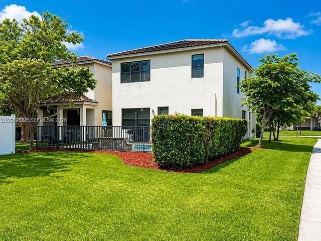 19329 NE 8th Court 0, Miami, FL 33179