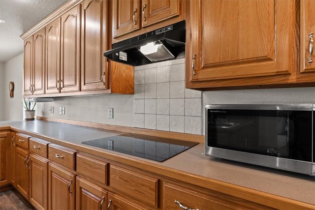 20339 Falling Springs Road, Decatur, AR 72722