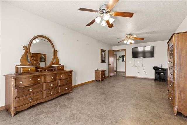 20339 Falling Springs Road, Decatur, AR 72722