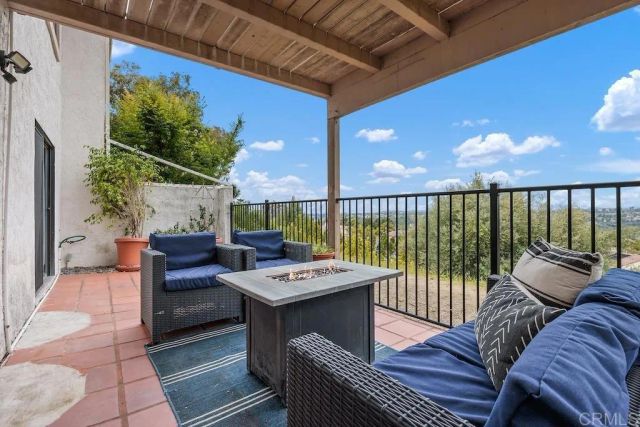 6531 Corte Valdez, Carlsbad, CA 92009