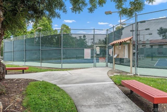 6531 Corte Valdez, Carlsbad, CA 92009