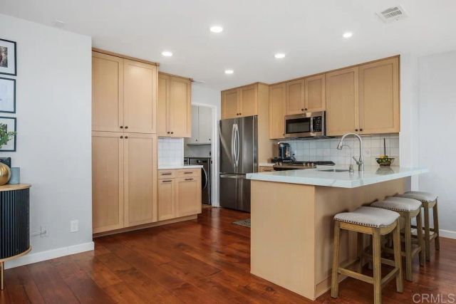 6531 Corte Valdez, Carlsbad, CA 92009