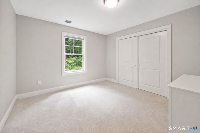 34 Greenwich Place, Colchester, CT 06415