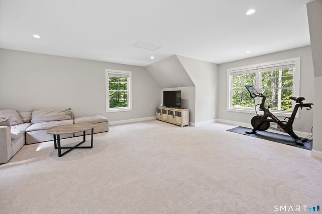 34 Greenwich Place, Colchester, CT 06415