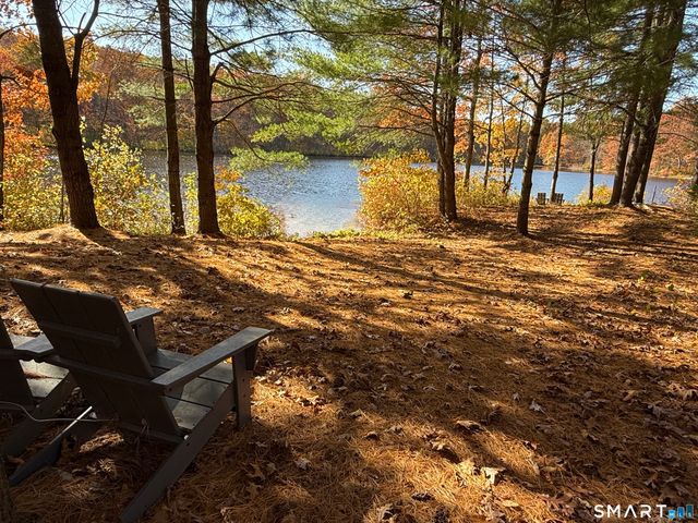 34 Greenwich Place, Colchester, CT 06415