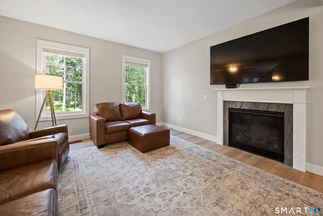 34 Greenwich Place, Colchester, CT 06415