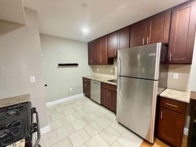 381 Communipaw Ave 1b, Jersey City, NJ 07304