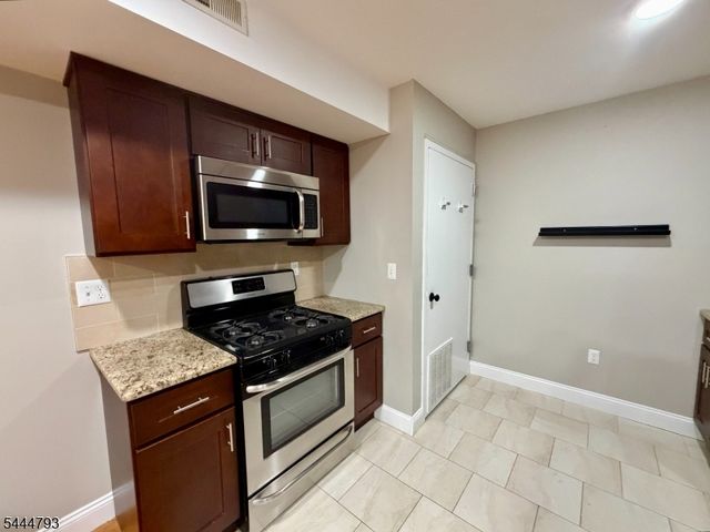 381 Communipaw Ave 1b, Jersey City, NJ 07304