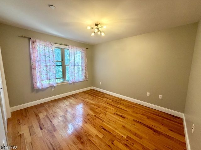 381 Communipaw Ave 1b, Jersey City, NJ 07304