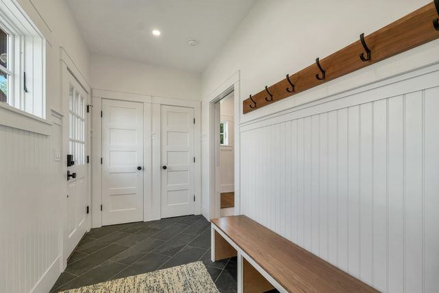 46 King Street, Wolfeboro, NH 03894