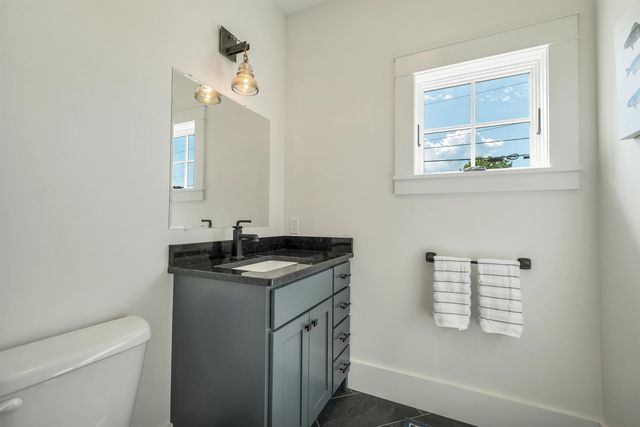 46 King Street, Wolfeboro, NH 03894