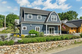 46 King Street, Wolfeboro, NH 03894