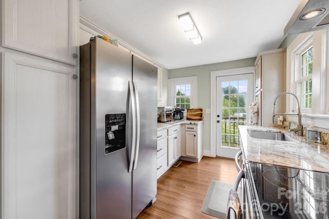 2117 Old Clyde Road, Clyde, NC 28721