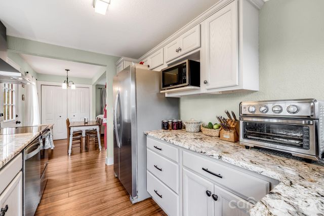 2117 Old Clyde Road, Clyde, NC 28721