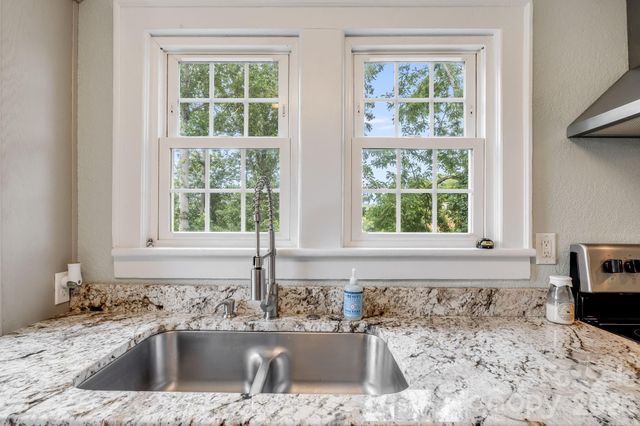 2117 Old Clyde Road, Clyde, NC 28721