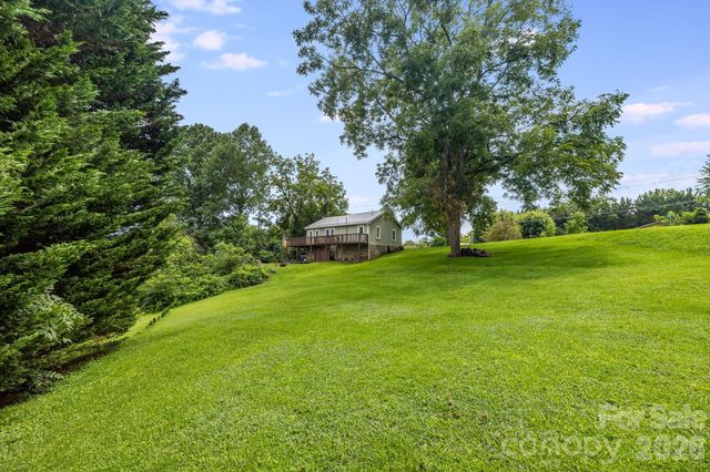 2117 Old Clyde Road, Clyde, NC 28721