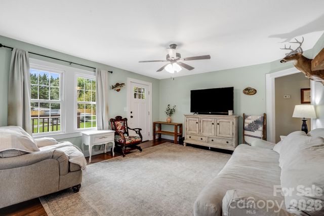 2117 Old Clyde Road, Clyde, NC 28721