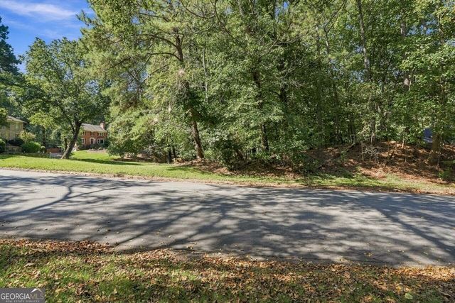 3610 Hermitage Drive, Berkeley Lake, GA 30096