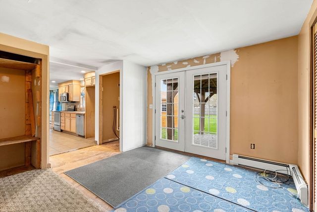 17 Amherst St, Danvers, MA 01923