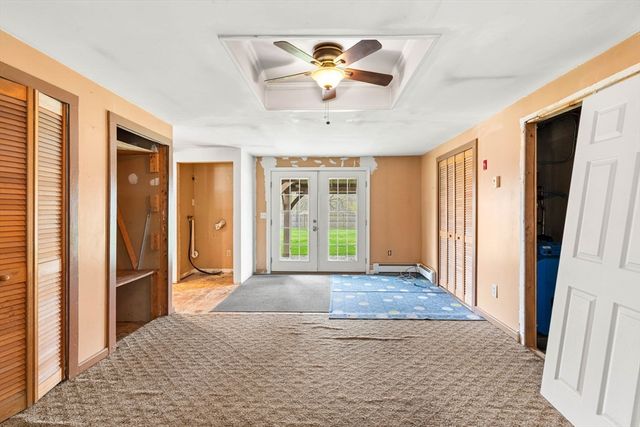 17 Amherst St, Danvers, MA 01923