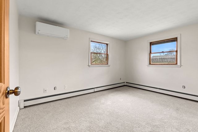 17 Amherst St, Danvers, MA 01923