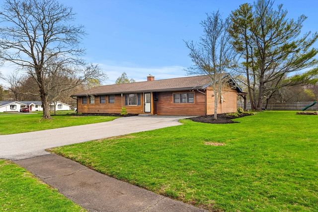 17 Amherst St, Danvers, MA 01923