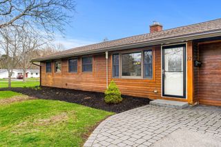 17 Amherst St, Danvers, MA 01923